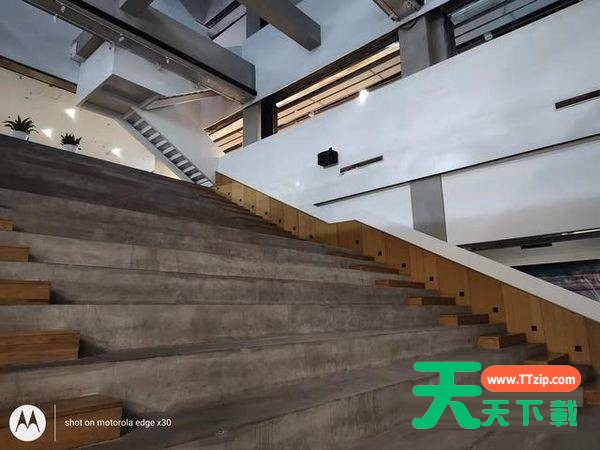 摩托罗拉edgex30拍照性能好吗?摩托罗拉edgex30拍照性能解析 摩托罗拉edgex30拍照性能好吗?摩托罗拉edgex30拍照性能解析