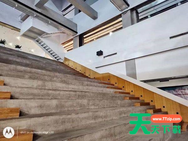 摩托罗拉edgex30拍照性能好吗?摩托罗拉edgex30拍照性能解析 摩托罗拉edgex30拍照性能好吗?摩托罗拉edgex30拍照性能解析